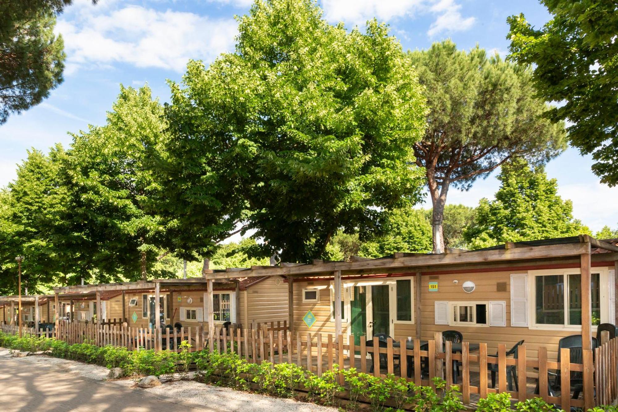 Hu I Pini Village Fiano Romano Exteriör bild